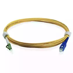 Fiber patch cord OS2 SM, 9/125, G657A2, LC/APC-SC, Simplex